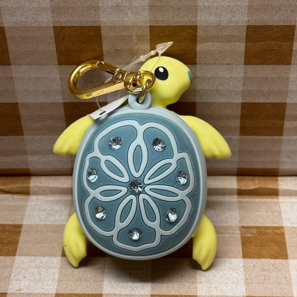 NWT B&BW Glam Sea Turtle Keychain Pocketbac holder•COMES WITH NEW/CURRENT REFILL - Picture 6 of 6